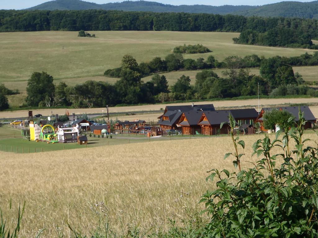 Ubytovanie Koliba Pacho - Zrub Jolanka Prievidza Zewnętrze zdjęcie